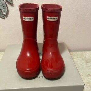 Very good condition toddler Hunter rain boots
